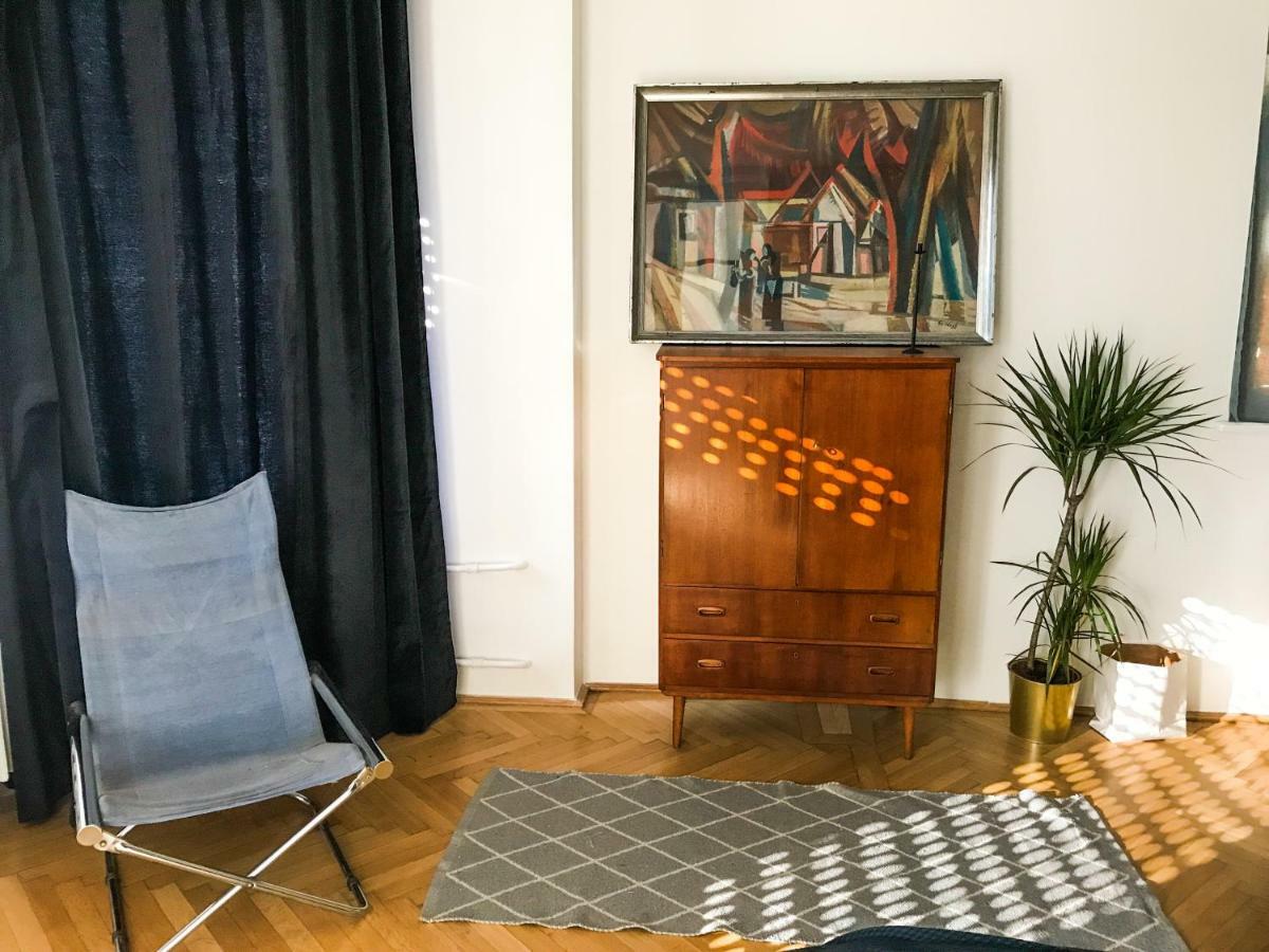 Spacious Bauhaus Icon Flat With Fitness Room In Central Buda, Close To The River And Margaret Island Budapest Exteriör bild