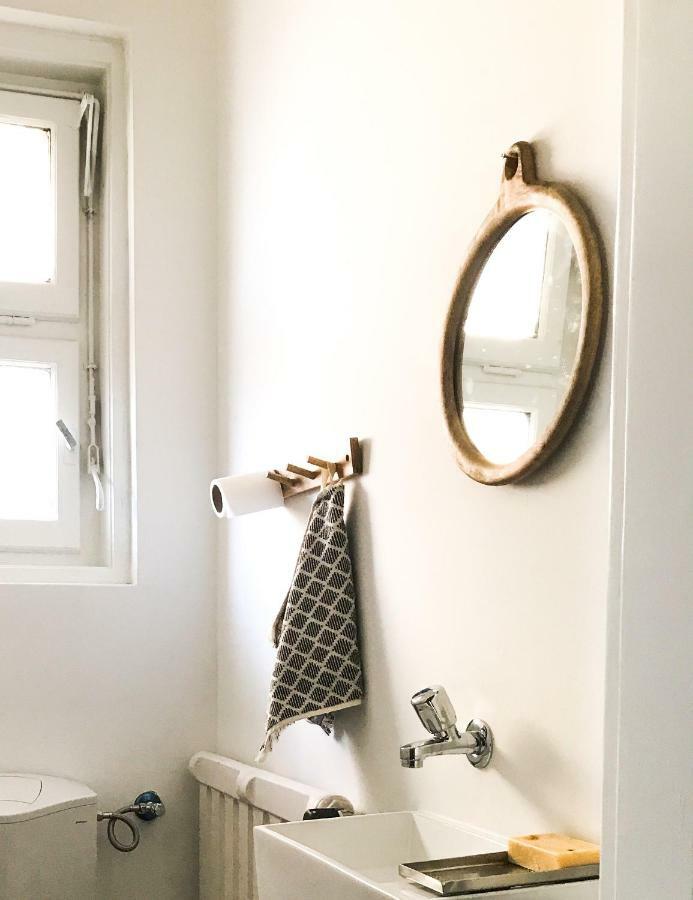 Spacious Bauhaus Icon Flat With Fitness Room In Central Buda, Close To The River And Margaret Island Budapest Exteriör bild